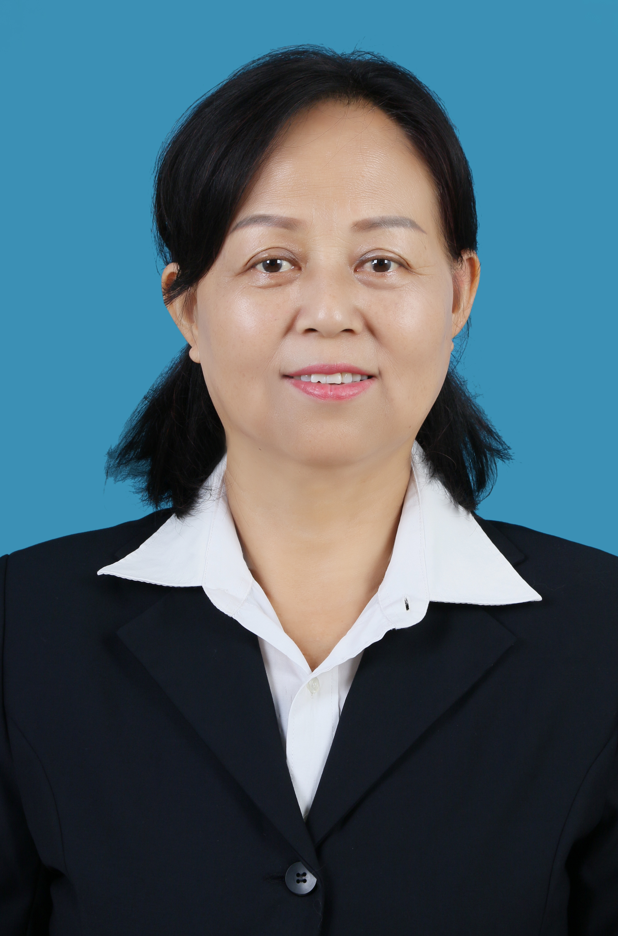 e73527913ecf40dfad14040449288cc1.jpg 奚海莲.JPG